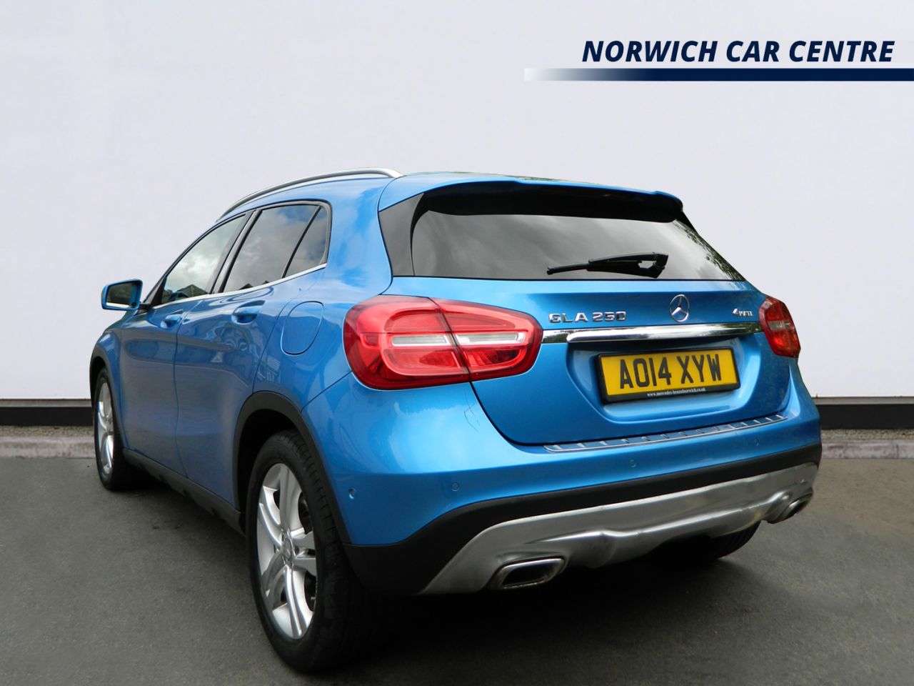 A 2014 MERCEDES-BENZ GLA 2.0 GLA250 SE SUV 5dr Petrol G-Tronic 4MATIC Euro 6 (s/s) (211 ps) PAN SUNR A 2014 MERCEDES-BENZ GLA 2.0 GLA250 SE SUV 5dr Petrol G-Tronic 4MATIC Euro 6 (s/s) (211 ps) PAN SUNR