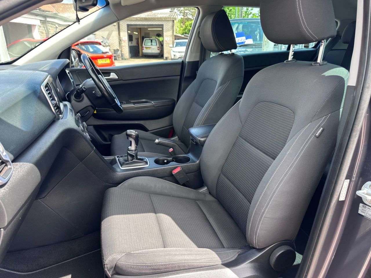 2017 KIA SPORTAGE 2017 KIA SPORTAGE