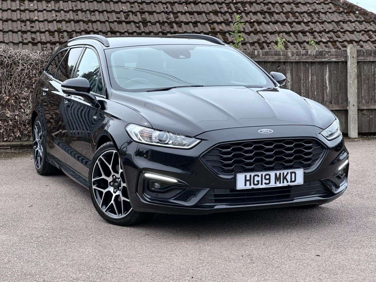 A 2019 FORD MONDEO 2.0 TDCi ST-Line Edition Estate 5dr Diesel Manual Euro 6 (s/s) (150 ps) A 2019 FORD MONDEO 2.0 TDCi ST-Line Edition Estate 5dr Diesel Manual Euro 6 (s/s) (150 ps)
