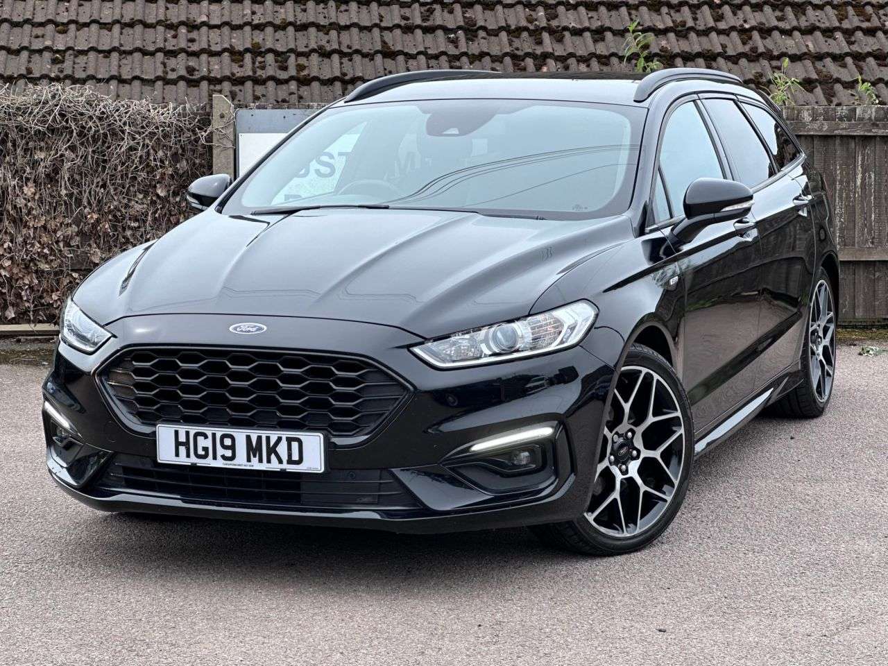 A 2019 FORD MONDEO 2.0 TDCi ST-Line Edition Estate 5dr Diesel Manual Euro 6 (s/s) (150 ps) A 2019 FORD MONDEO 2.0 TDCi ST-Line Edition Estate 5dr Diesel Manual Euro 6 (s/s) (150 ps)