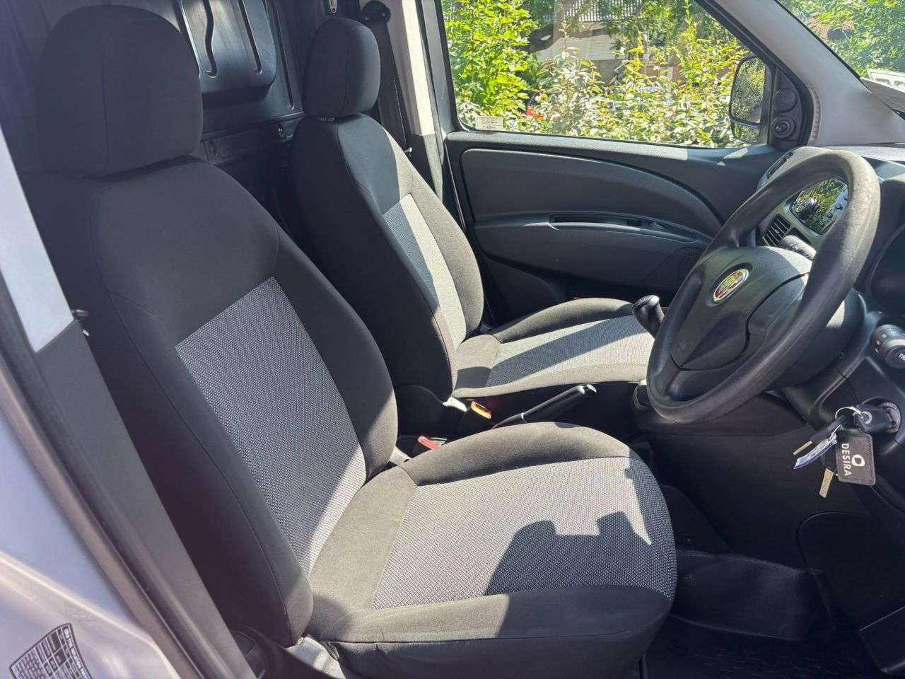 2011 FIAT DOBLO 2011 FIAT DOBLO