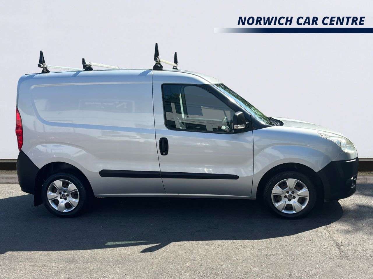A 2011 FIAT DOBLO 1.3 JTD MultiJet 16v Panel Van 4dr Diesel Manual L1 H1 (126 g/km, 90 bhp) L A 2011 FIAT DOBLO 1.3 JTD MultiJet 16v Panel Van 4dr Diesel Manual L1 H1 (126 g/km, 90 bhp) L
