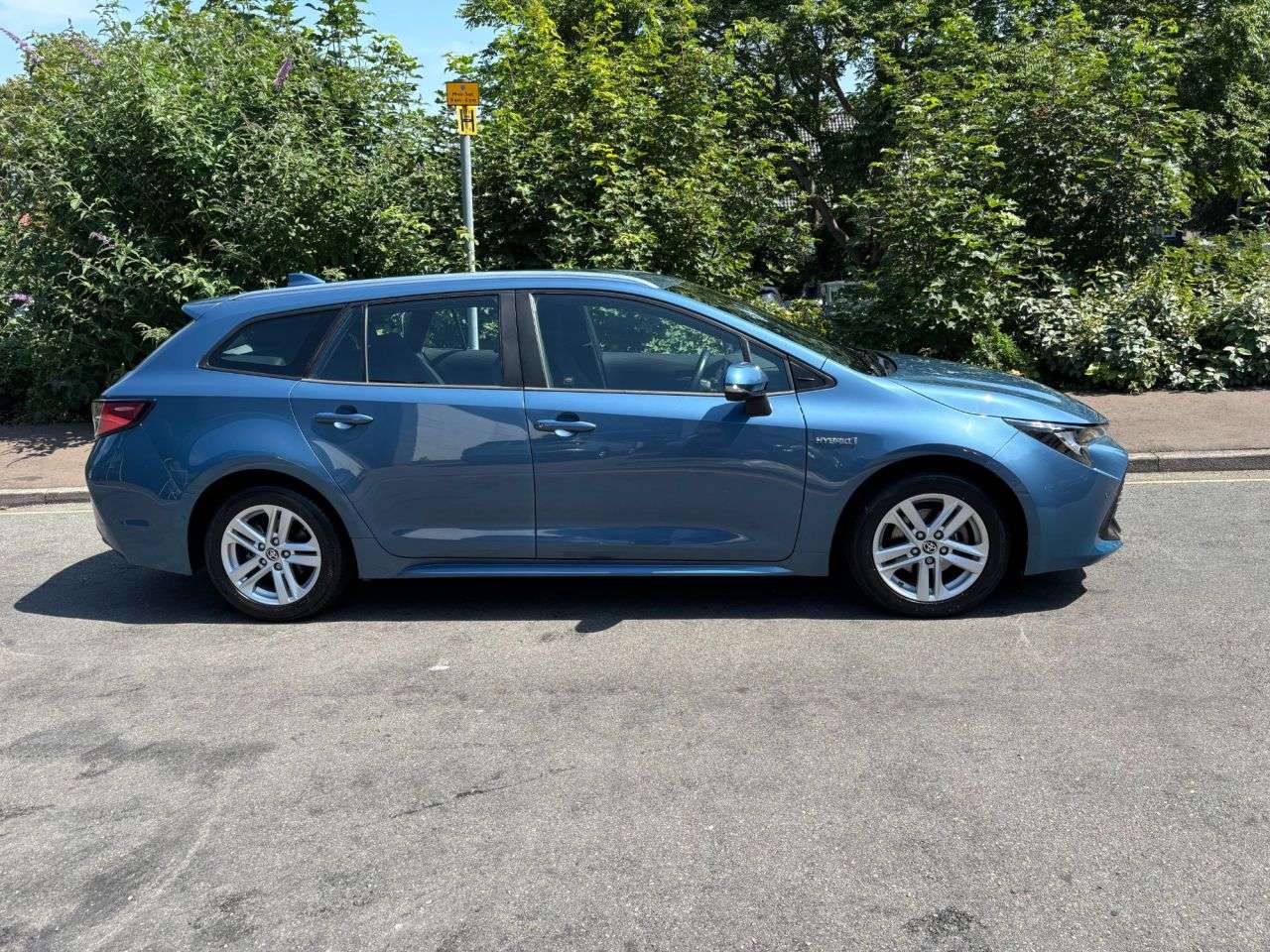 A 2020 TOYOTA COROLLA 1.8 VVT-h Icon Tech Touring Sports 5dr Petrol Hybrid CVT Euro 6 (s/s) (122 A 2020 TOYOTA COROLLA 1.8 VVT-h Icon Tech Touring Sports 5dr Petrol Hybrid CVT Euro 6 (s/s) (122