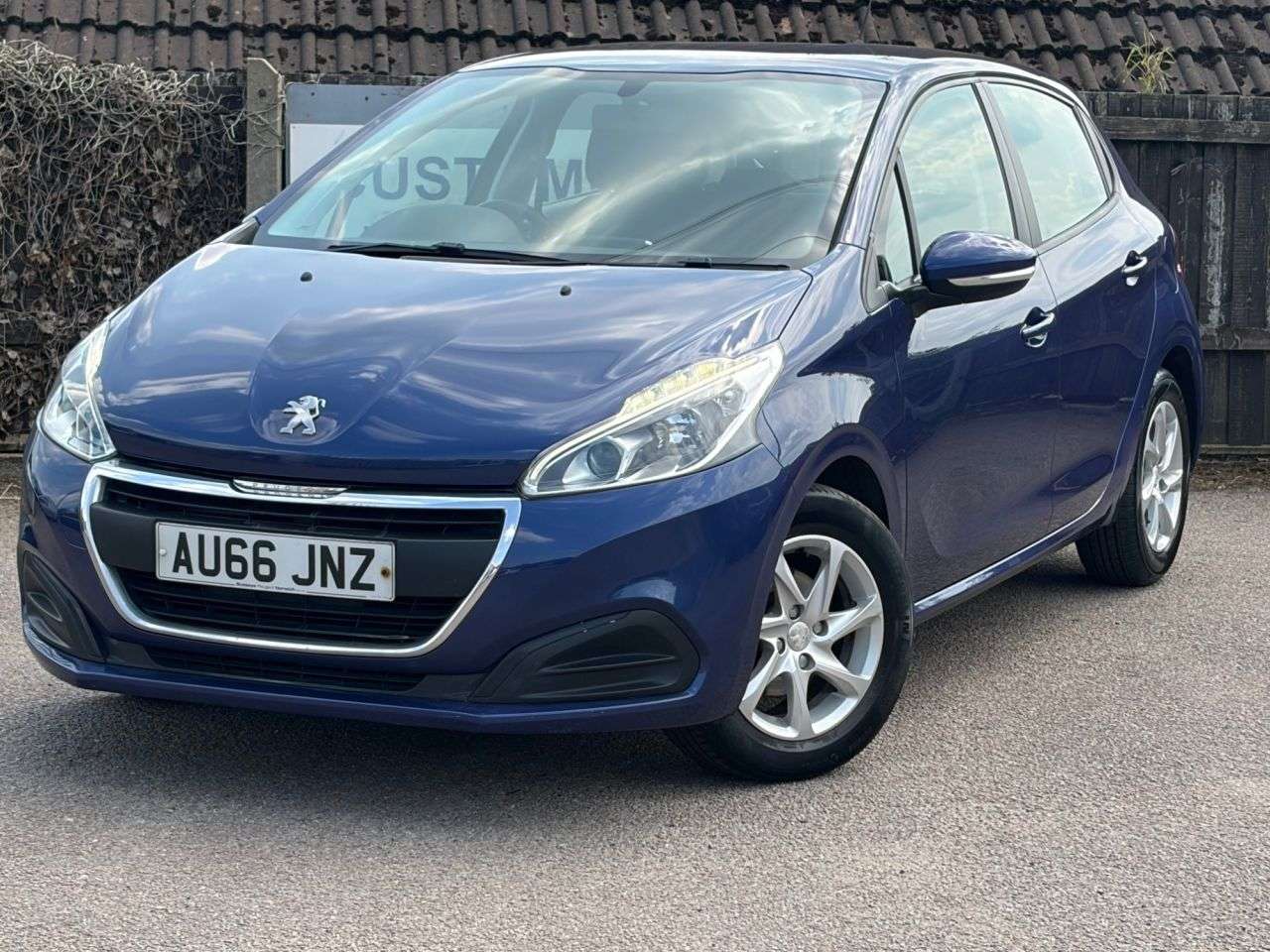 A 2016 PEUGEOT 208 1.2 PureTech Active Hatchback 5dr Petrol Manual Euro 6 (82 ps) A 2016 PEUGEOT 208 1.2 PureTech Active Hatchback 5dr Petrol Manual Euro 6 (82 ps)