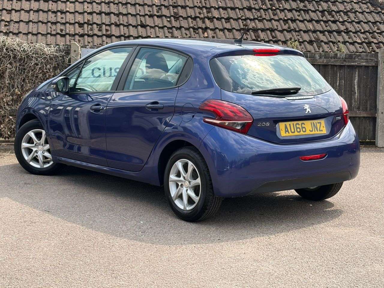 2016 PEUGEOT 208 2016 PEUGEOT 208