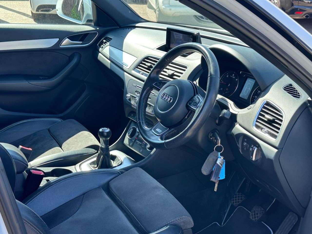 2017 AUDI Q3 2017 AUDI Q3