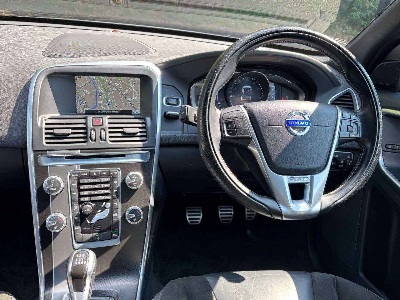 2014 VOLVO XC60 2014 VOLVO XC60