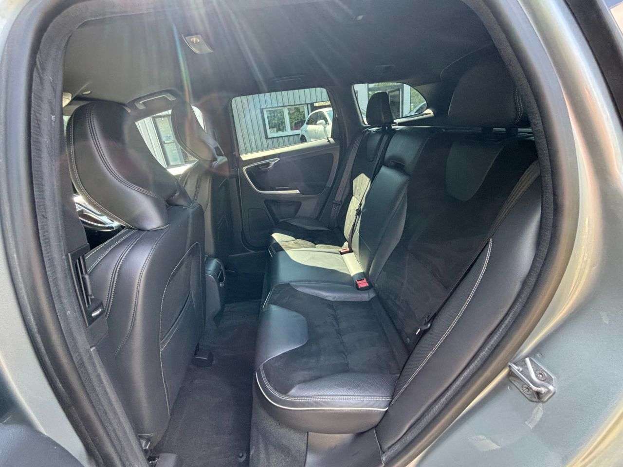 2014 VOLVO XC60 2014 VOLVO XC60