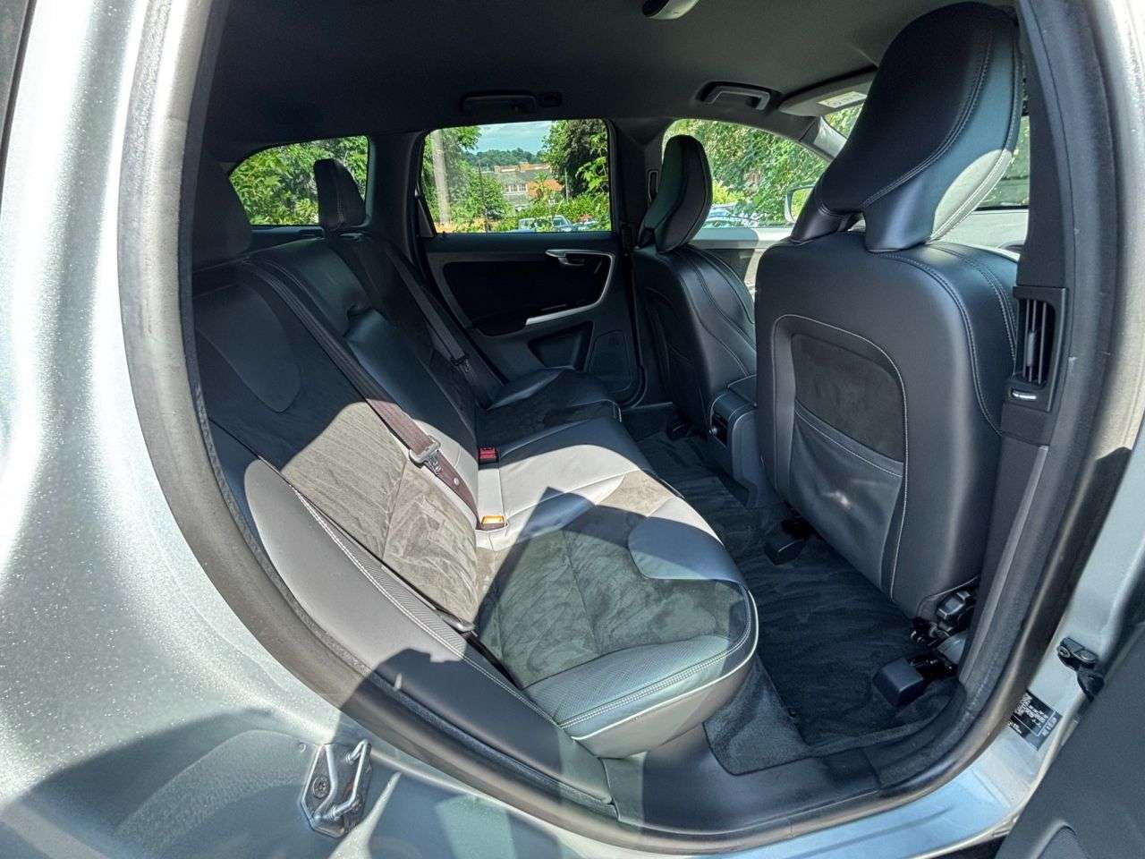2014 VOLVO XC60 2014 VOLVO XC60
