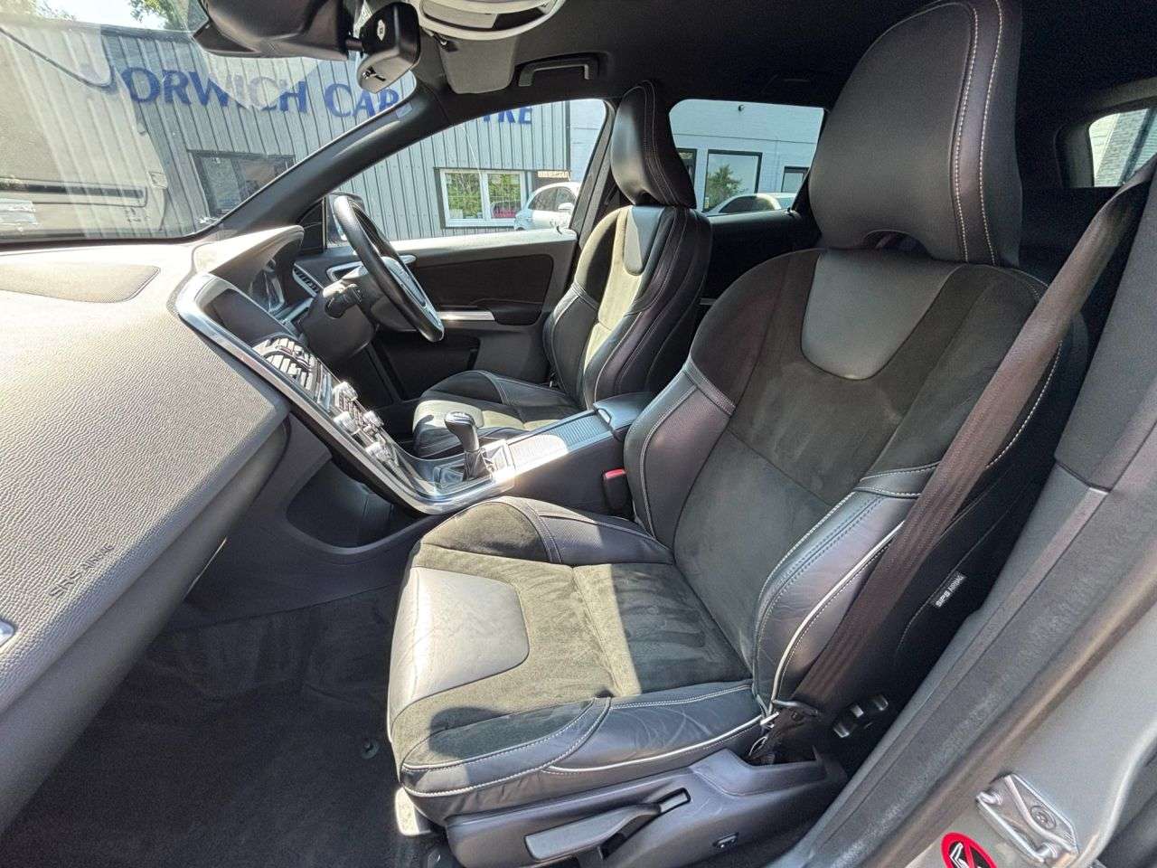 2014 VOLVO XC60 2014 VOLVO XC60