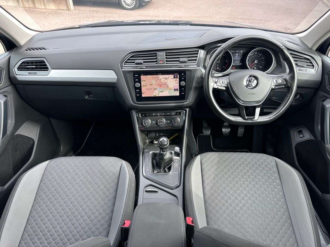 2017 VOLKSWAGEN TIGUAN 2017 VOLKSWAGEN TIGUAN