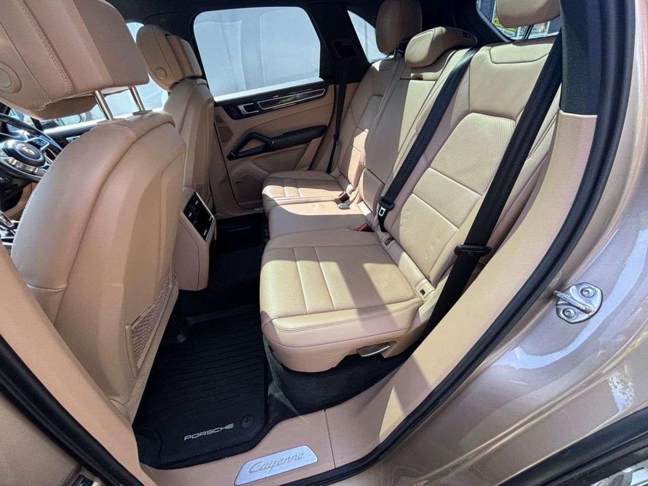 2019 PORSCHE CAYENNE 2019 PORSCHE CAYENNE