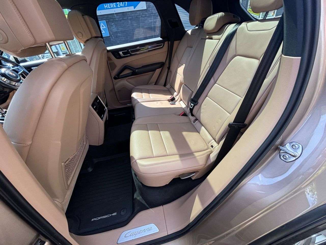 2019 PORSCHE CAYENNE 2019 PORSCHE CAYENNE