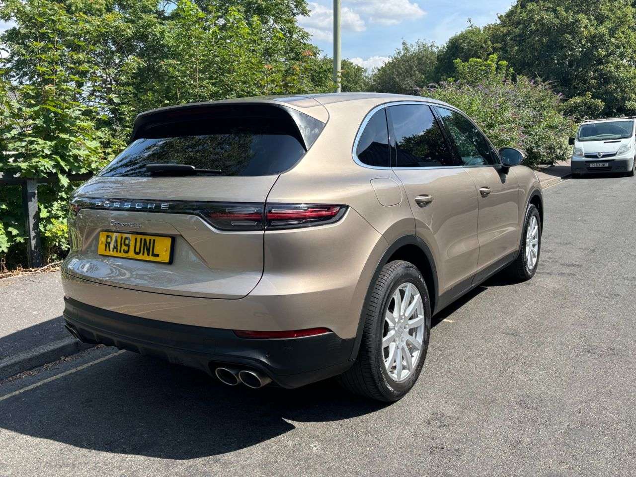 2019 PORSCHE CAYENNE 2019 PORSCHE CAYENNE