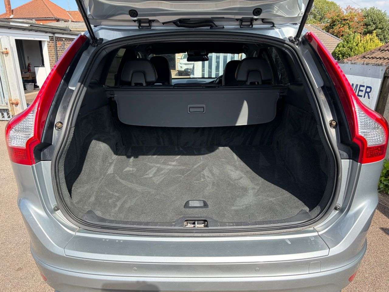 2014 VOLVO XC60 2014 VOLVO XC60