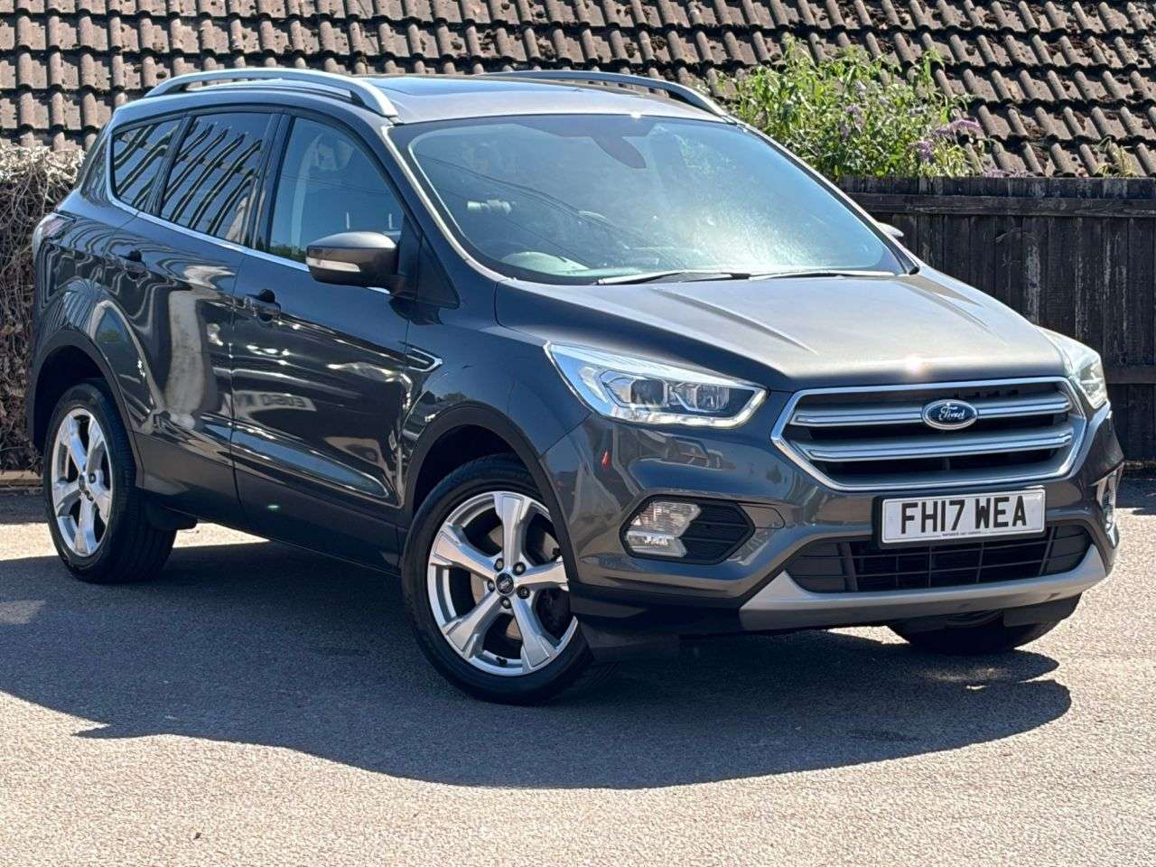 A 2017 FORD KUGA 2.0 TDCi Titanium X SUV 5dr Diesel Manual AWD Euro 6 (s/s) (180 ps) A 2017 FORD KUGA 2.0 TDCi Titanium X SUV 5dr Diesel Manual AWD Euro 6 (s/s) (180 ps)