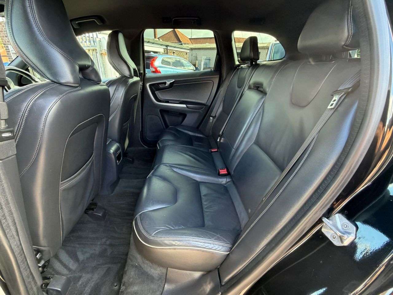 2014 VOLVO XC60 2014 VOLVO XC60