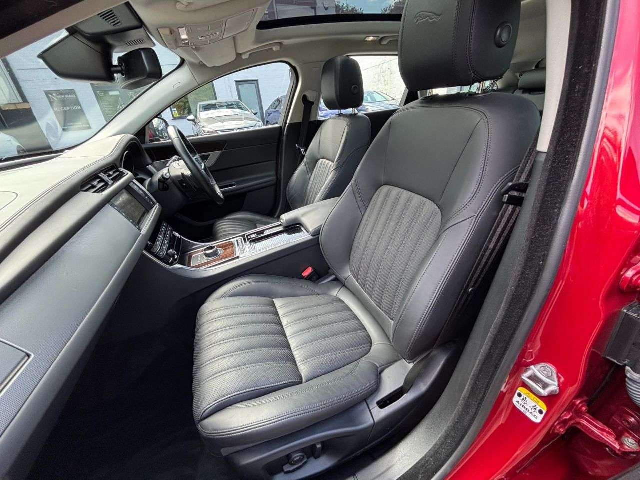2018 JAGUAR XF 2018 JAGUAR XF