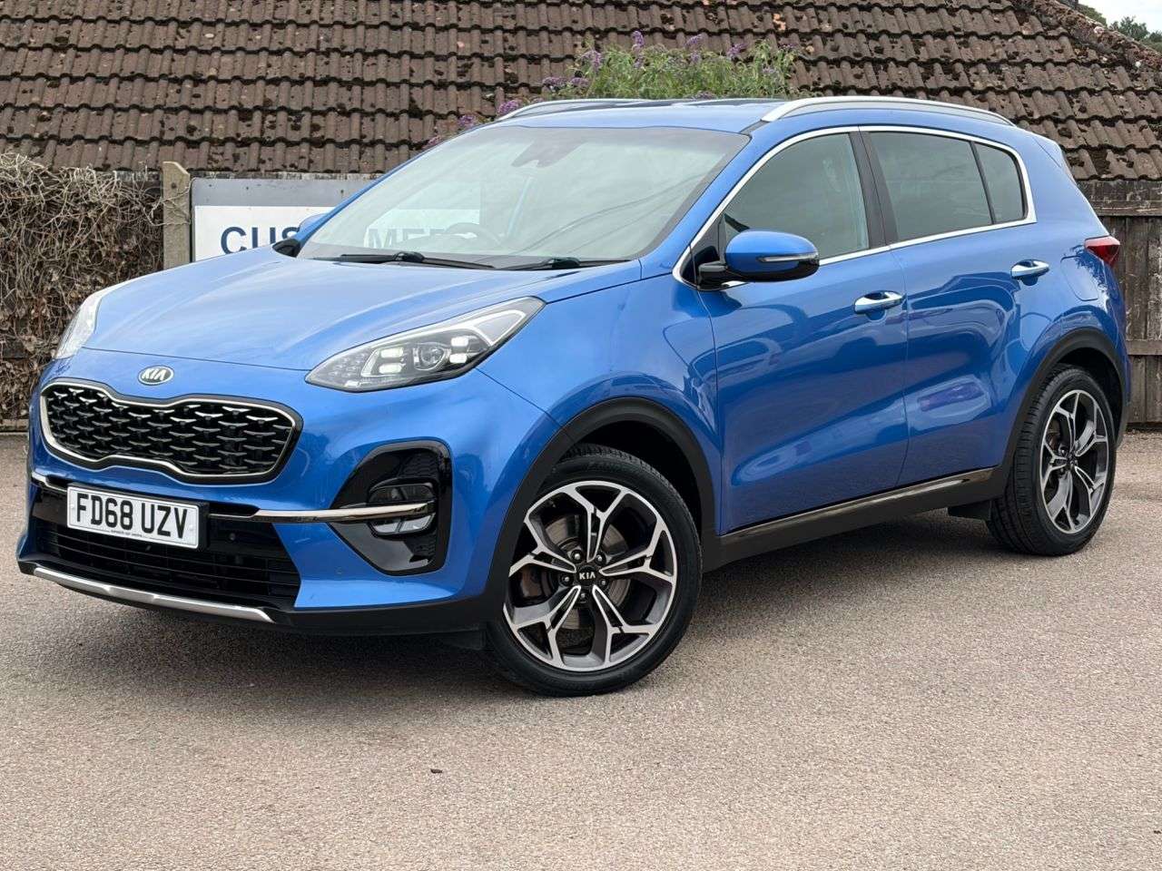 A 2019 KIA SPORTAGE 1.6 CRDi GT-Line SUV 5dr Diesel Manual Euro 6 (s/s) (134 bhp) A 2019 KIA SPORTAGE 1.6 CRDi GT-Line SUV 5dr Diesel Manual Euro 6 (s/s) (134 bhp)