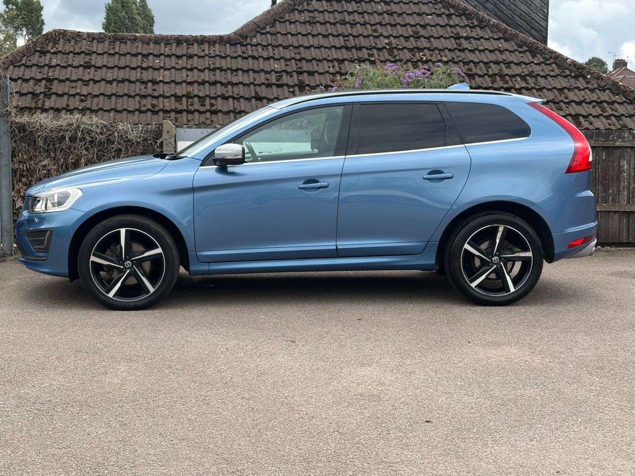 2016 VOLVO XC60 2016 VOLVO XC60