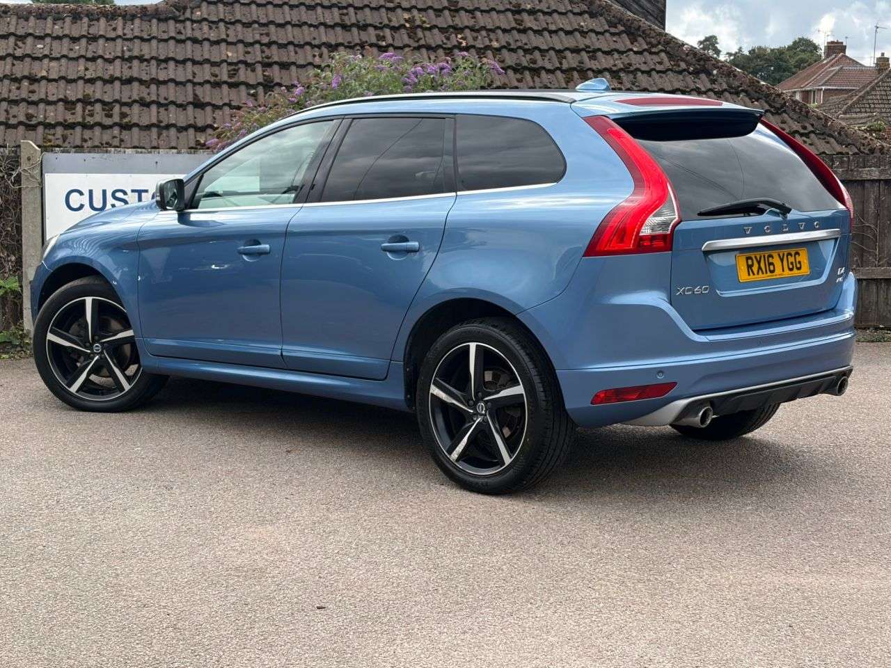 2016 VOLVO XC60 2016 VOLVO XC60