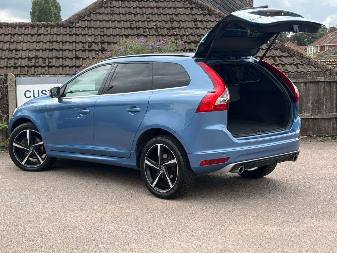 2016 VOLVO XC60 2016 VOLVO XC60