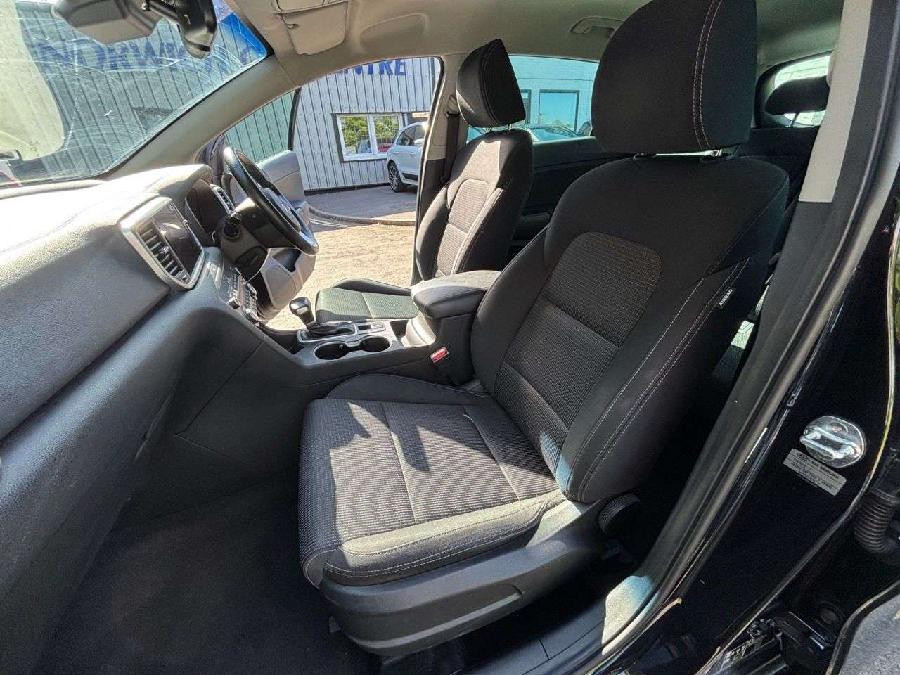 2021 KIA SPORTAGE 2021 KIA SPORTAGE