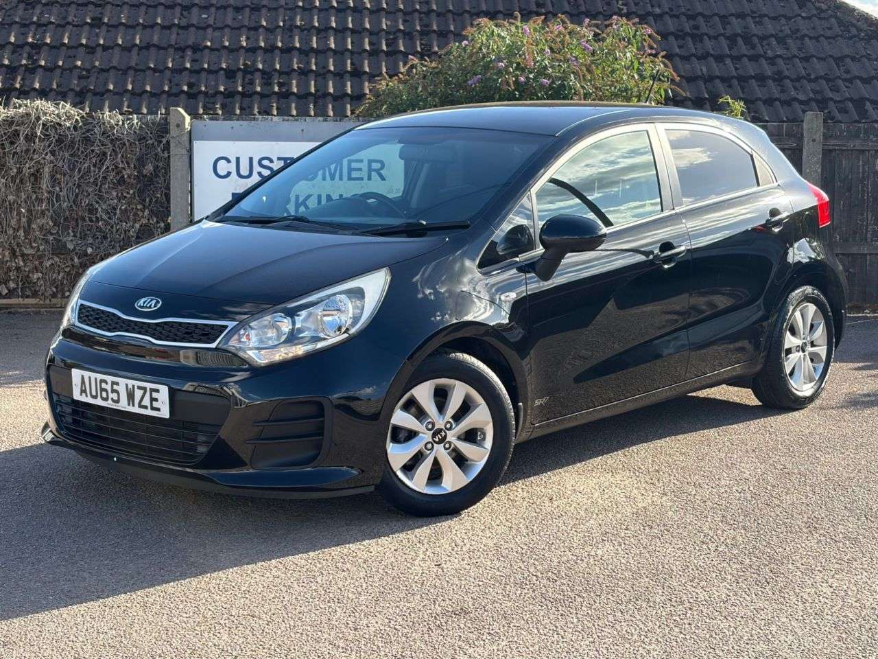 A 2015 KIA RIO 1.25 SR7 Hatchback 5dr Petrol Manual Euro 6 (84 bhp) A 2015 KIA RIO 1.25 SR7 Hatchback 5dr Petrol Manual Euro 6 (84 bhp)