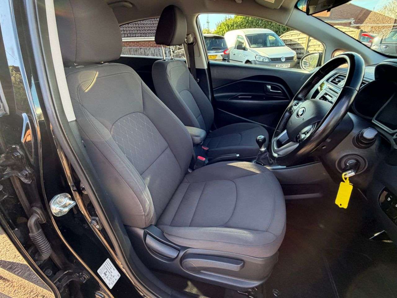 2015 KIA RIO 2015 KIA RIO