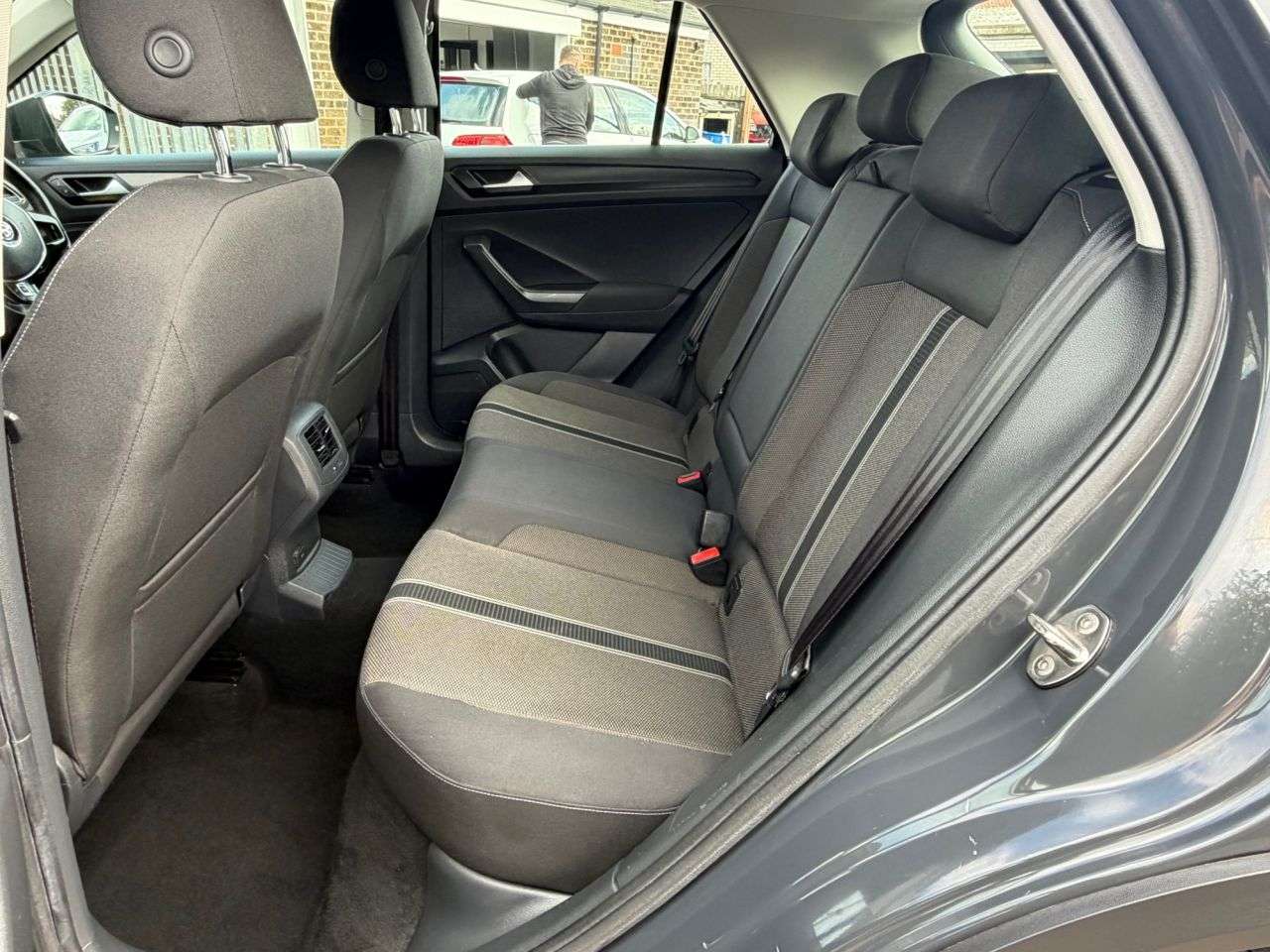 2019 VOLKSWAGEN T-ROC 2019 VOLKSWAGEN T-ROC