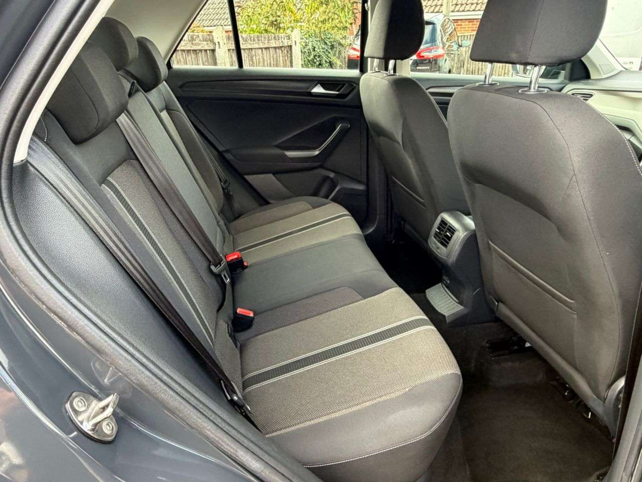 2019 VOLKSWAGEN T-ROC 2019 VOLKSWAGEN T-ROC