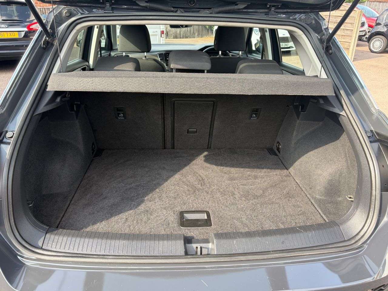 2019 VOLKSWAGEN T-ROC 2019 VOLKSWAGEN T-ROC