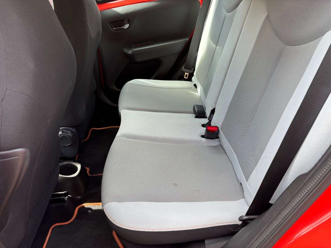 2014 TOYOTA AYGO 2014 TOYOTA AYGO