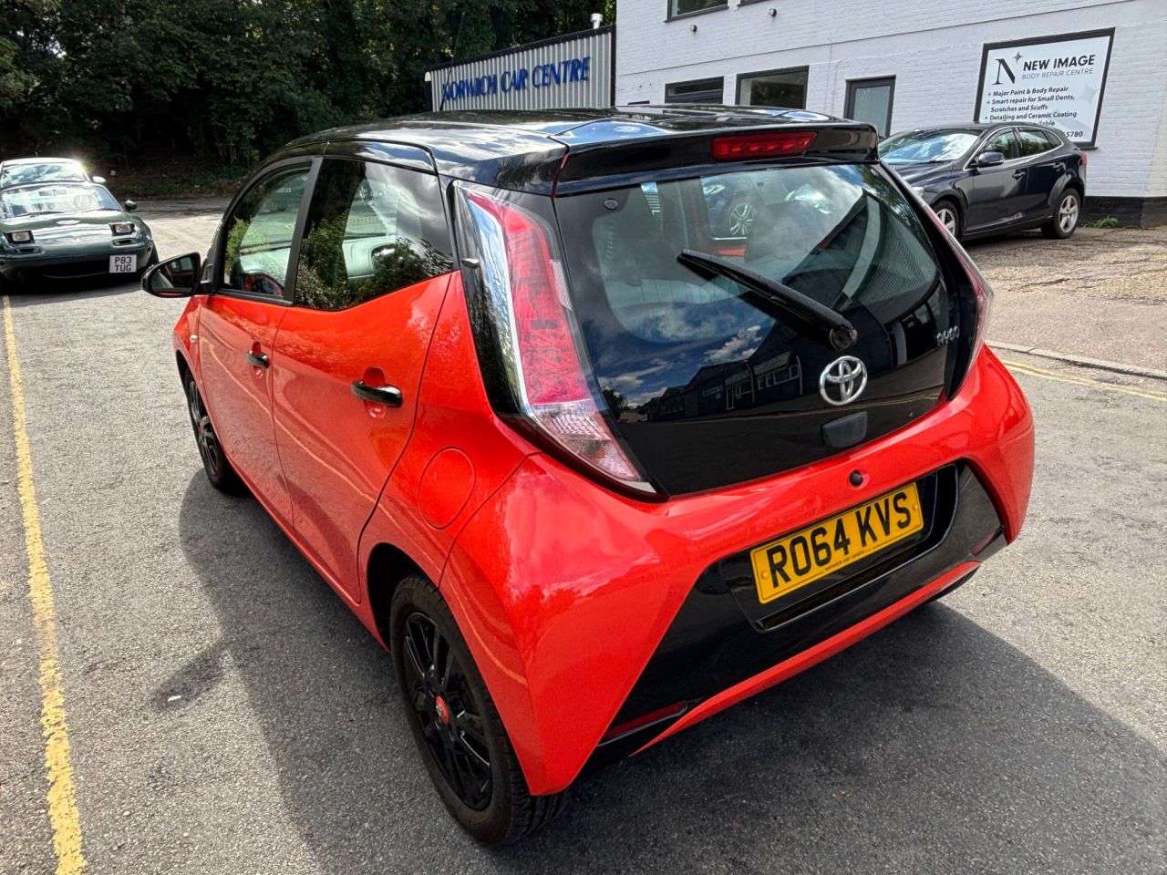 A 2014 TOYOTA AYGO 1.0 VVT-i x-cite Hatchback 5dr Petrol Manual Euro 5 Euro 5 (68 ps) CRUISE C A 2014 TOYOTA AYGO 1.0 VVT-i x-cite Hatchback 5dr Petrol Manual Euro 5 Euro 5 (68 ps) CRUISE C