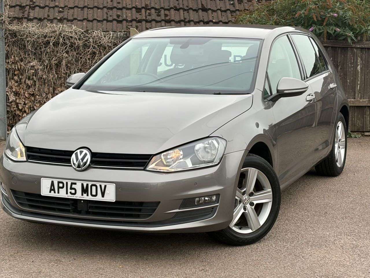 A 2015 VOLKSWAGEN GOLF 1.4 TSI BlueMotion Tech Match Hatchback 5dr Petrol Manual Euro 6 (s/s) (125 A 2015 VOLKSWAGEN GOLF 1.4 TSI BlueMotion Tech Match Hatchback 5dr Petrol Manual Euro 6 (s/s) (125
