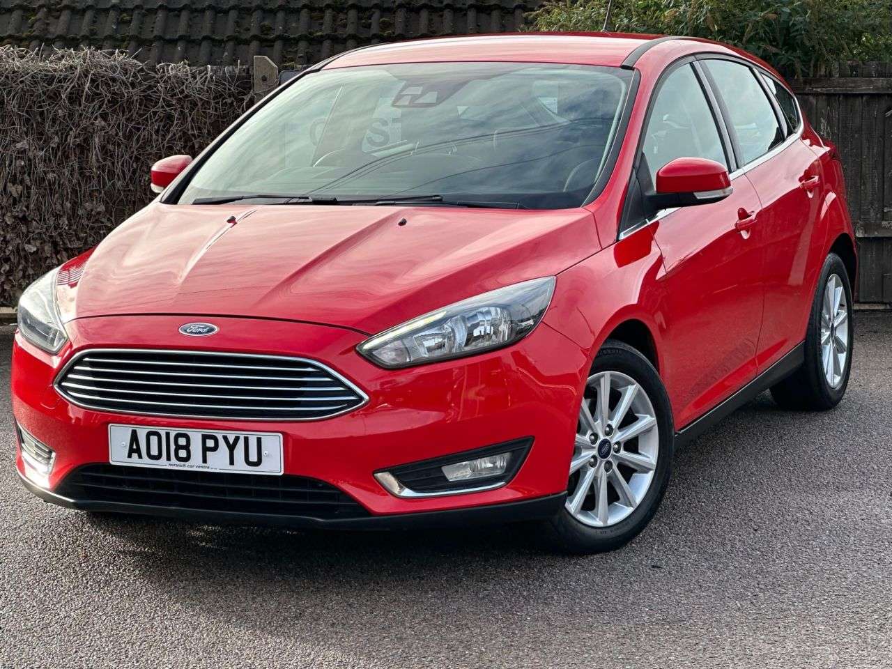 A 2018 FORD FOCUS 1.0T EcoBoost Titanium Hatchback 5dr Petrol Manual Euro 6 (s/s) (125 ps) A 2018 FORD FOCUS 1.0T EcoBoost Titanium Hatchback 5dr Petrol Manual Euro 6 (s/s) (125 ps)