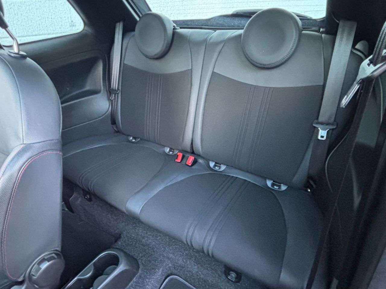 2021 FIAT 500 2021 FIAT 500