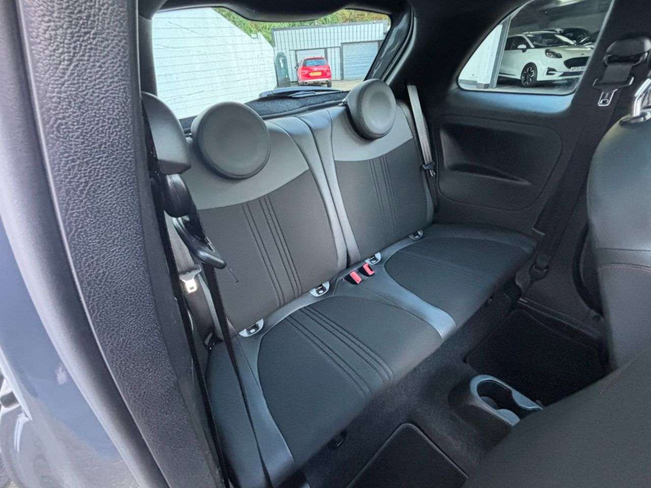 2021 FIAT 500 2021 FIAT 500