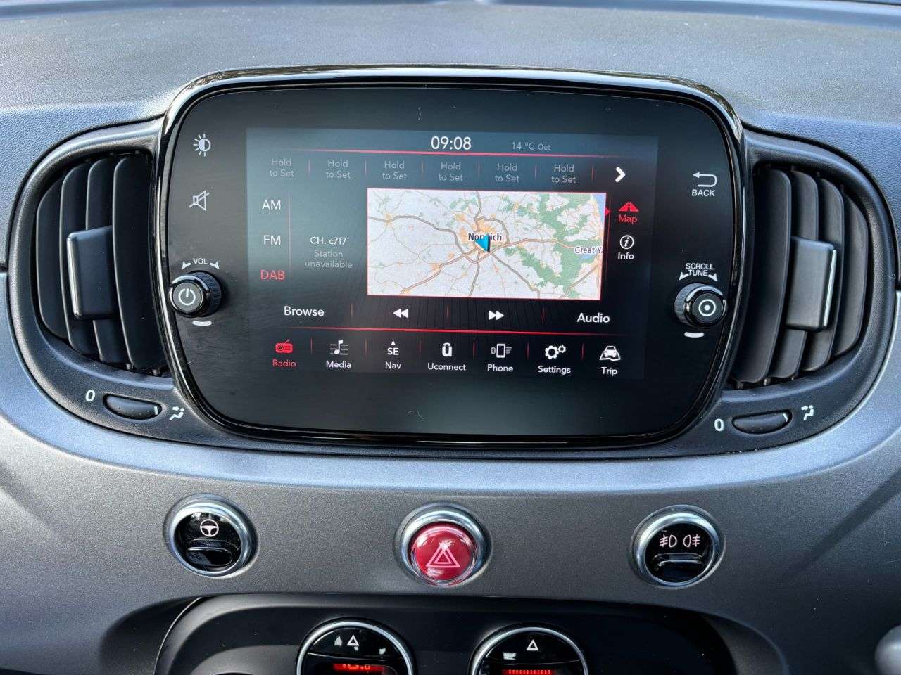 2021 FIAT 500 2021 FIAT 500