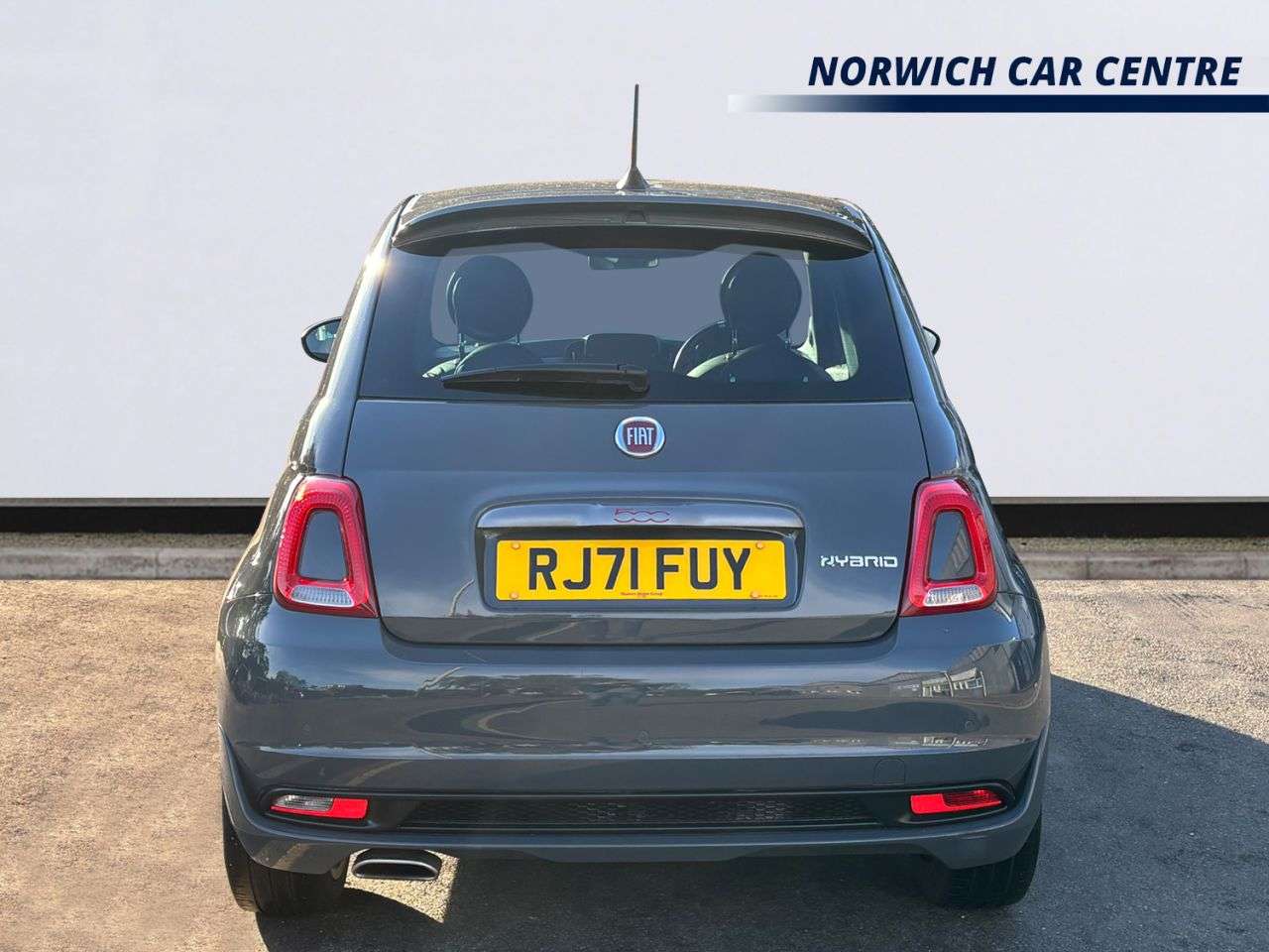 2021 FIAT 500 2021 FIAT 500