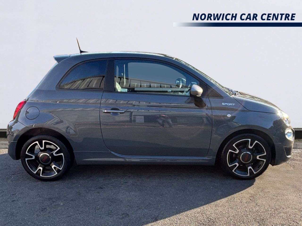 A 2021 FIAT 500 1.0 MHEV Sport Hatchback 3dr Petrol Manual Euro 6 (s/s) (70 bhp) U CONNECT A 2021 FIAT 500 1.0 MHEV Sport Hatchback 3dr Petrol Manual Euro 6 (s/s) (70 bhp) U CONNECT