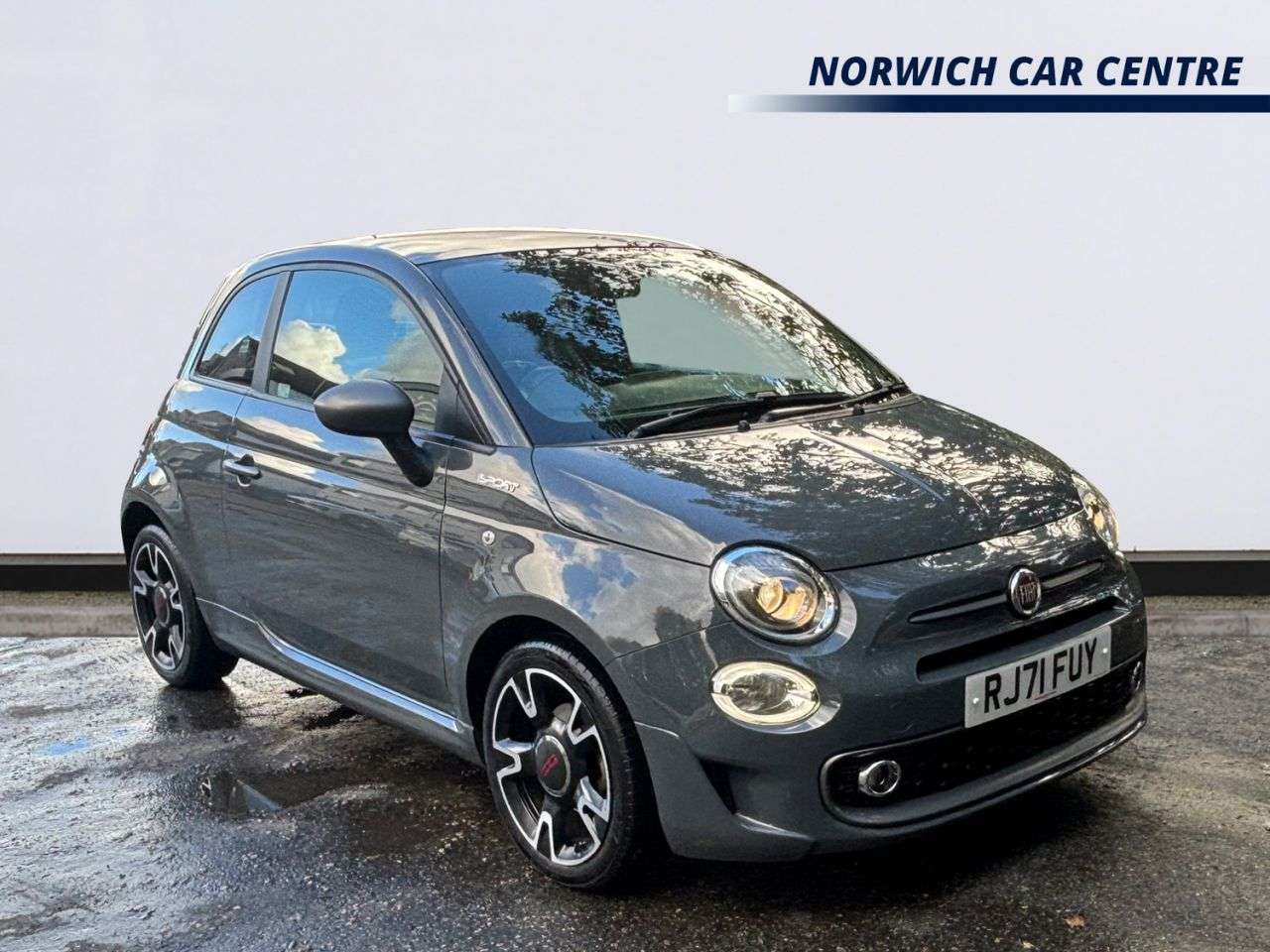 A 2021 FIAT 500 1.0 MHEV Sport Hatchback 3dr Petrol Manual Euro 6 (s/s) (70 bhp) U CONNECT A 2021 FIAT 500 1.0 MHEV Sport Hatchback 3dr Petrol Manual Euro 6 (s/s) (70 bhp) U CONNECT