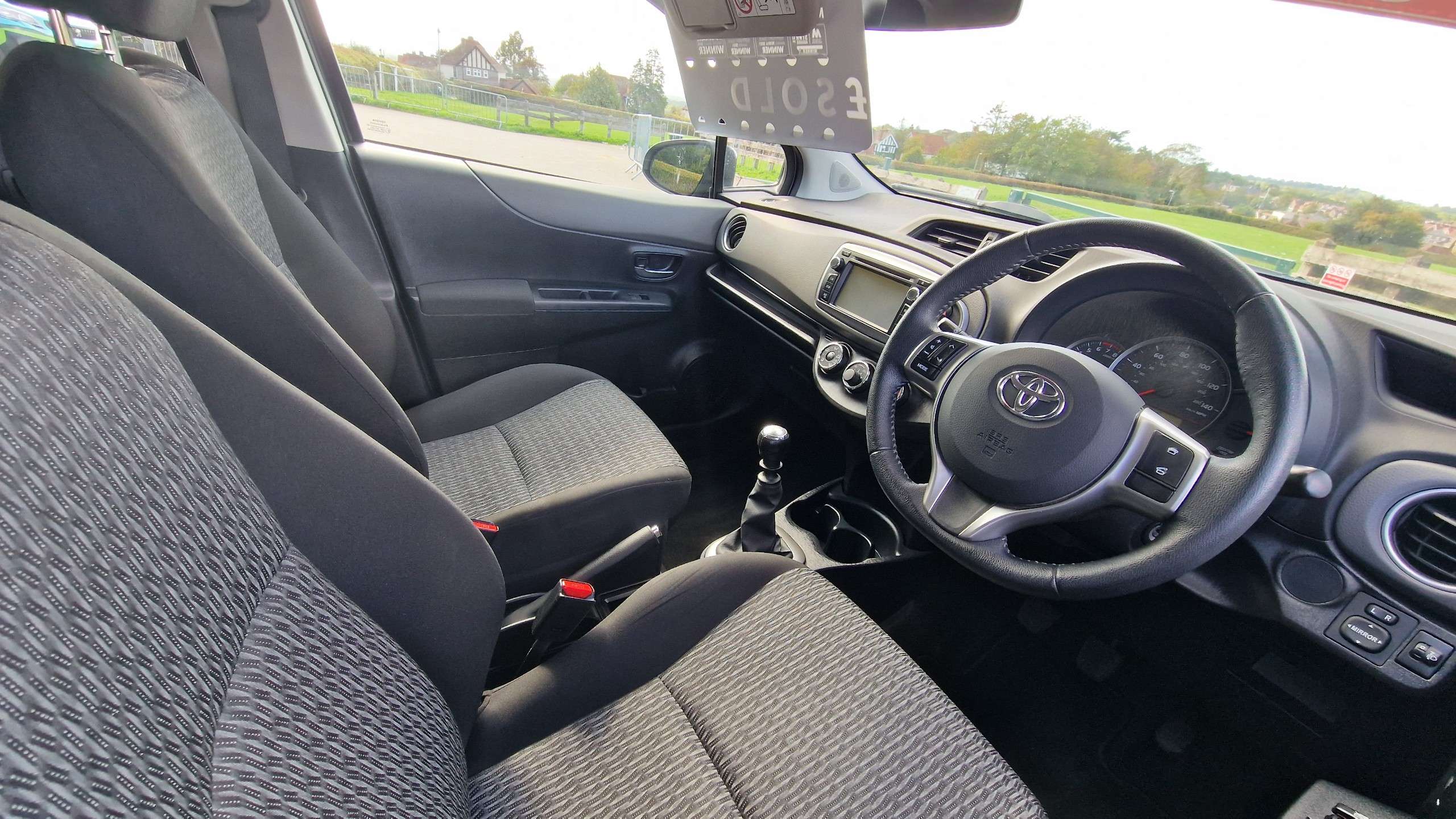 2013 TOYOTA YARIS 2013 TOYOTA YARIS