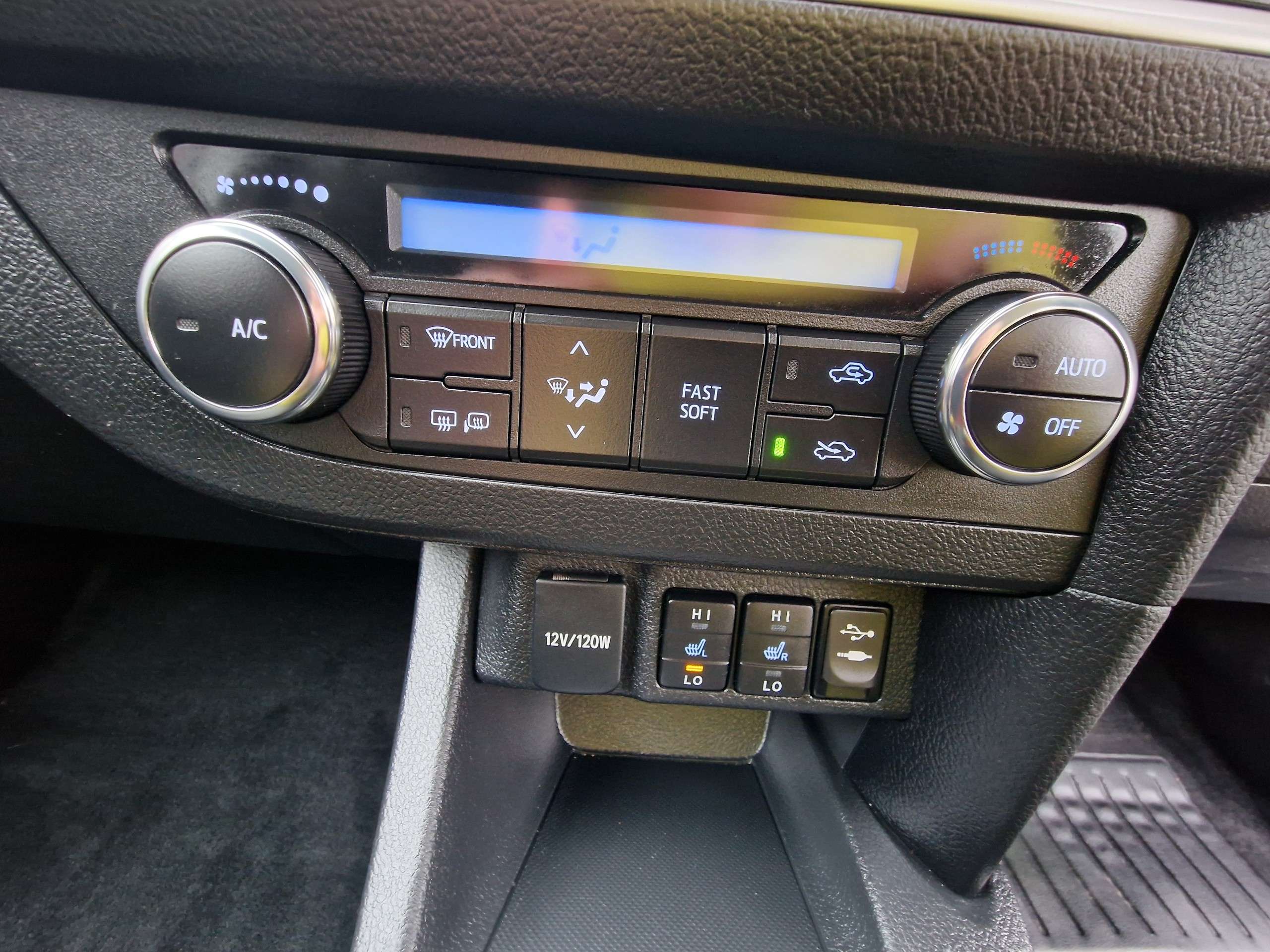 2015 TOYOTA AURIS 2015 TOYOTA AURIS