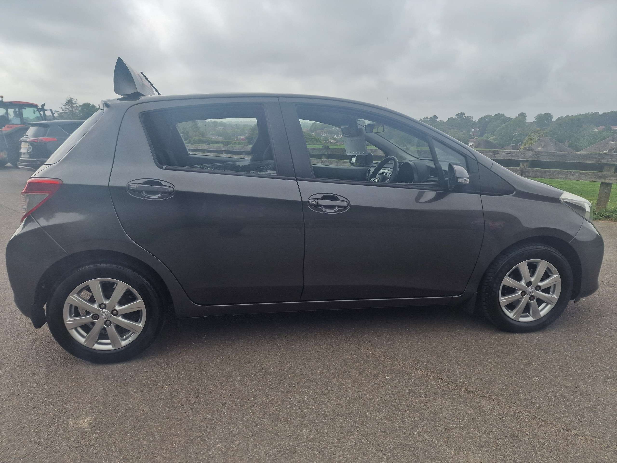 2013 TOYOTA YARIS 2013 TOYOTA YARIS