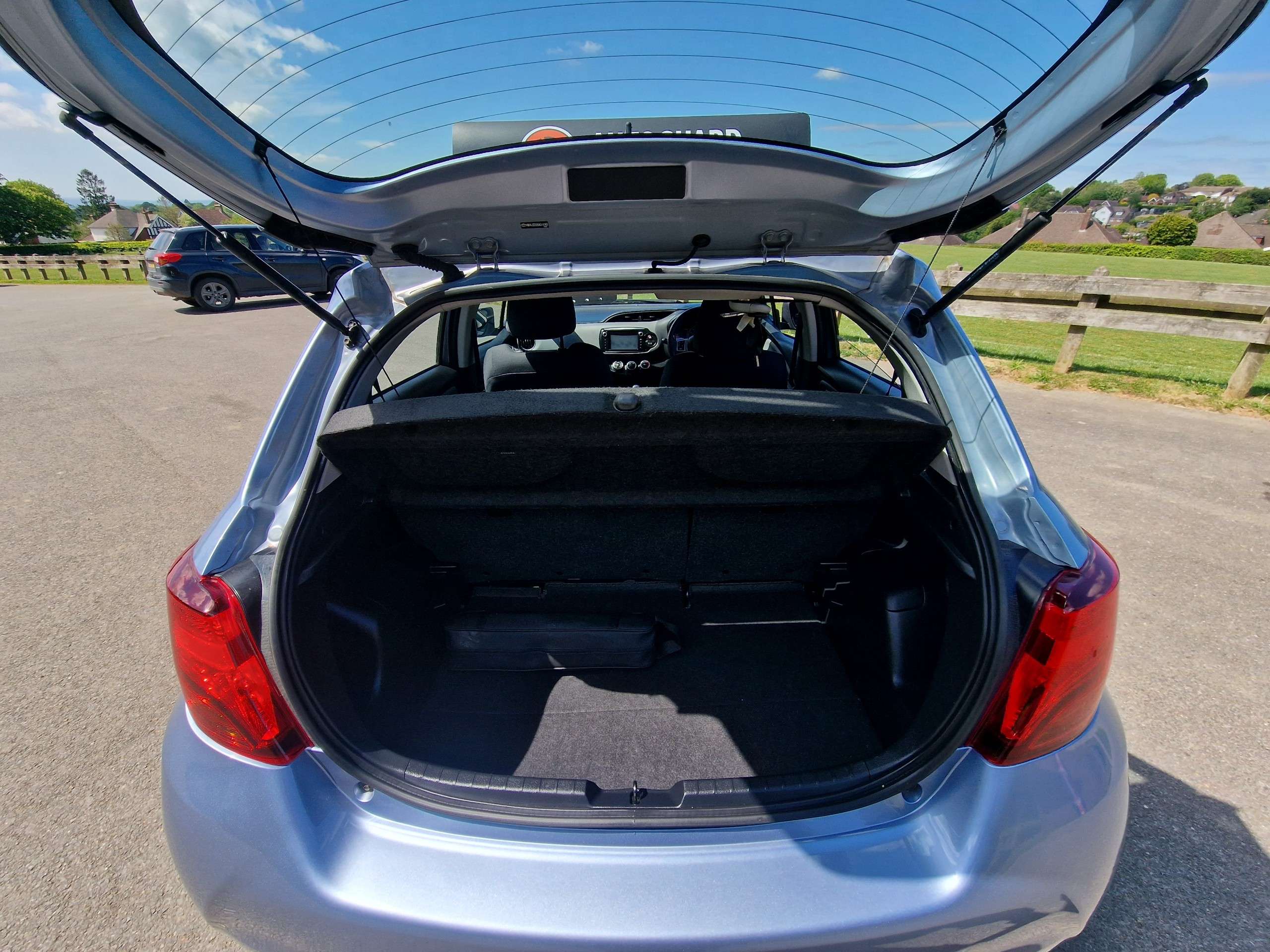 2015 TOYOTA YARIS 2015 TOYOTA YARIS