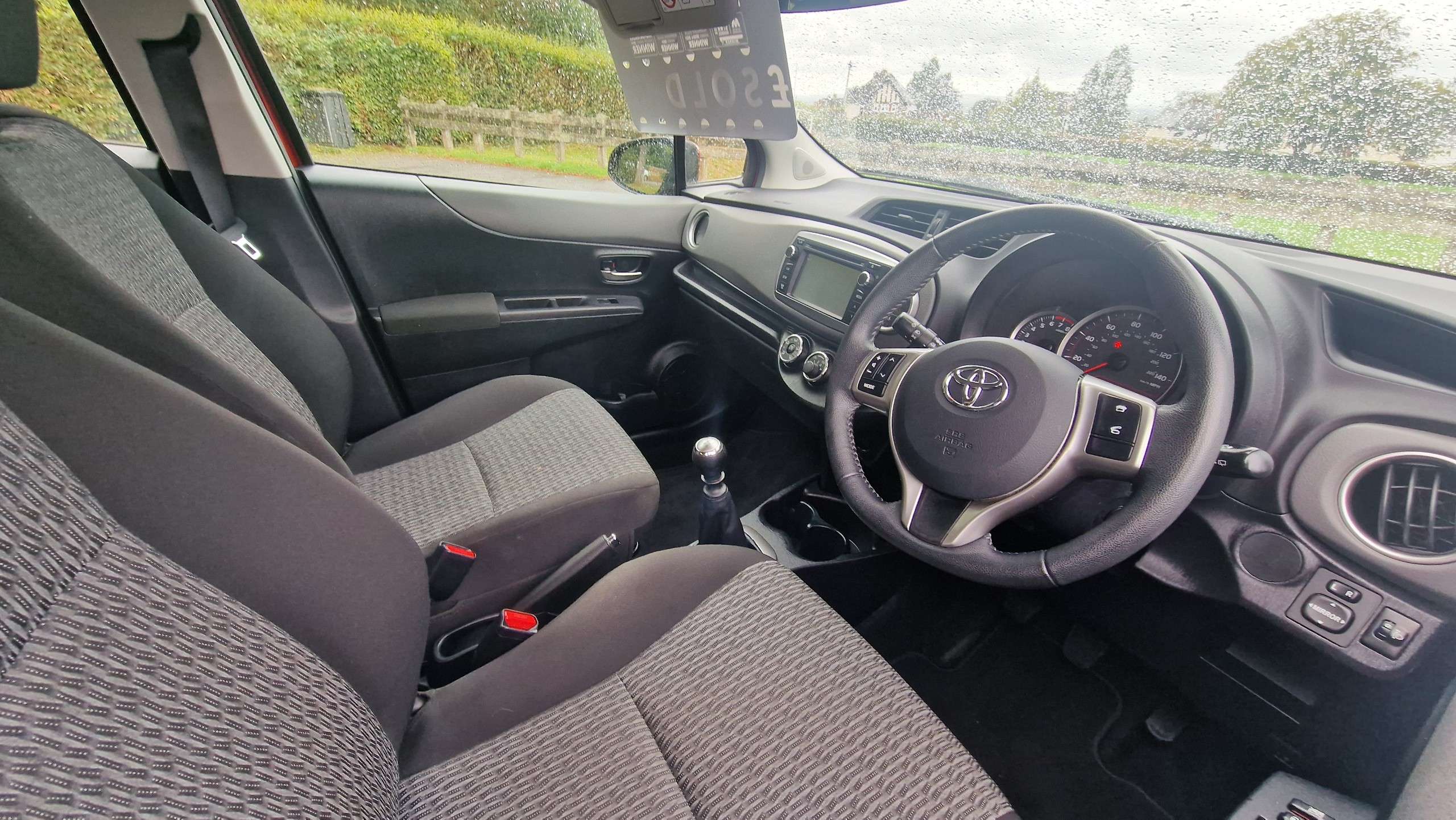 2013 TOYOTA YARIS 2013 TOYOTA YARIS