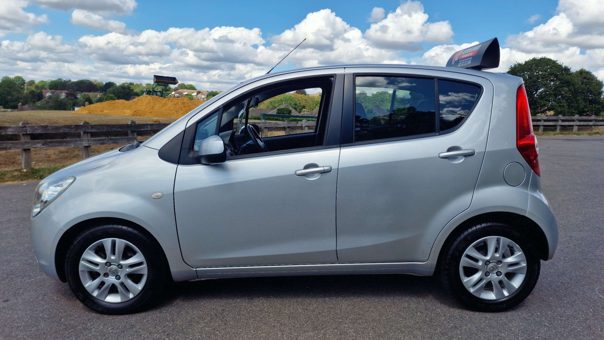 A 2013 VAUXHALL AGILA 1.2 VVT SE MPV 5dr Petrol Auto Euro 5 (94 ps)+VERY LOW MILEAGE ONLY 11,400 MILES,AUTOMATIC,SERVICE HISTORY,2 KEYS A 2013 VAUXHALL AGILA 1.2 VVT SE MPV 5dr Petrol Auto Euro 5 (94 ps)+VERY LOW MILEAGE ONLY 11,400 MILES,AUTOMATIC,SERVICE HISTORY,2 KEYS