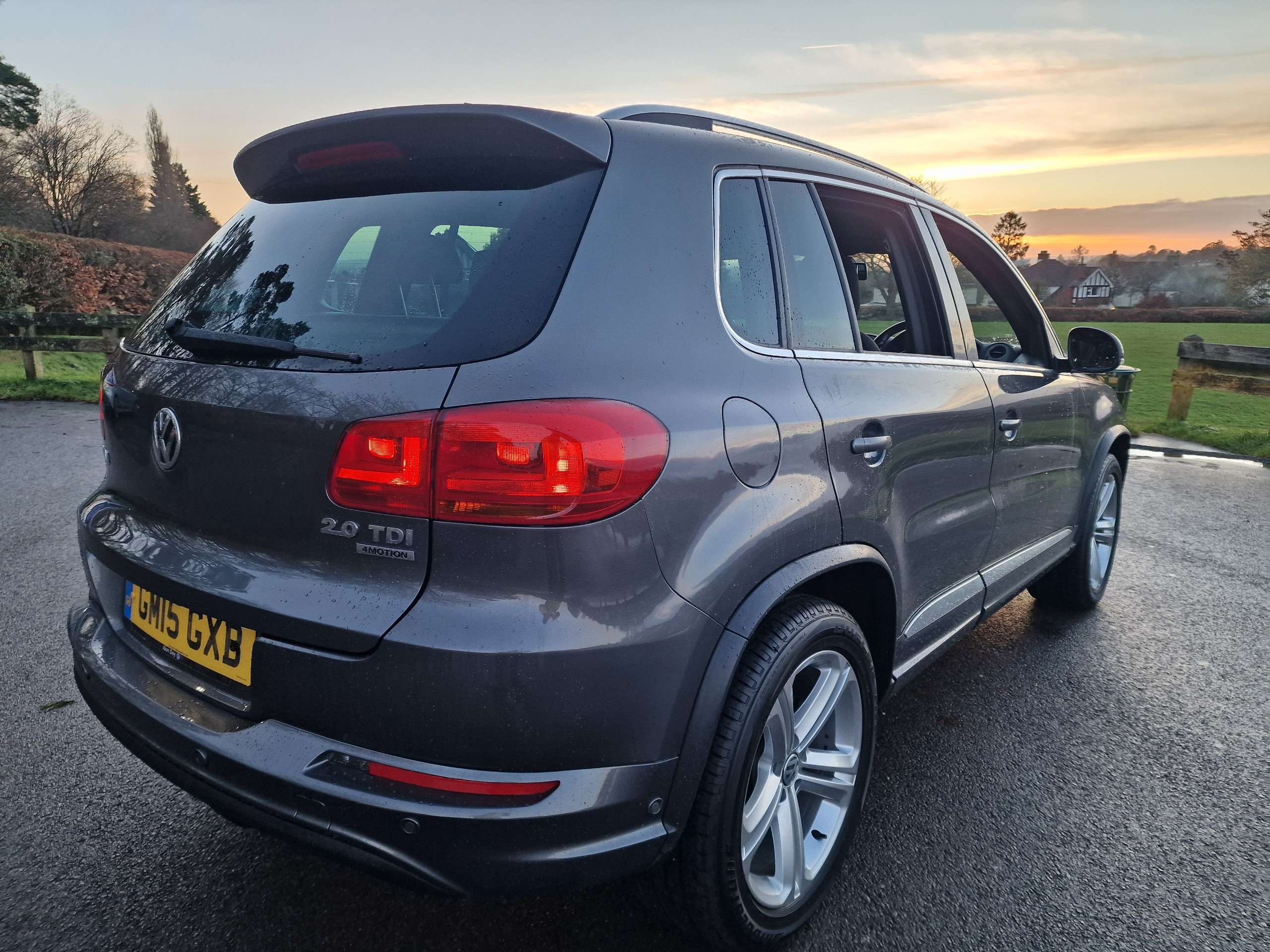 2015 VOLKSWAGEN TIGUAN 2015 VOLKSWAGEN TIGUAN