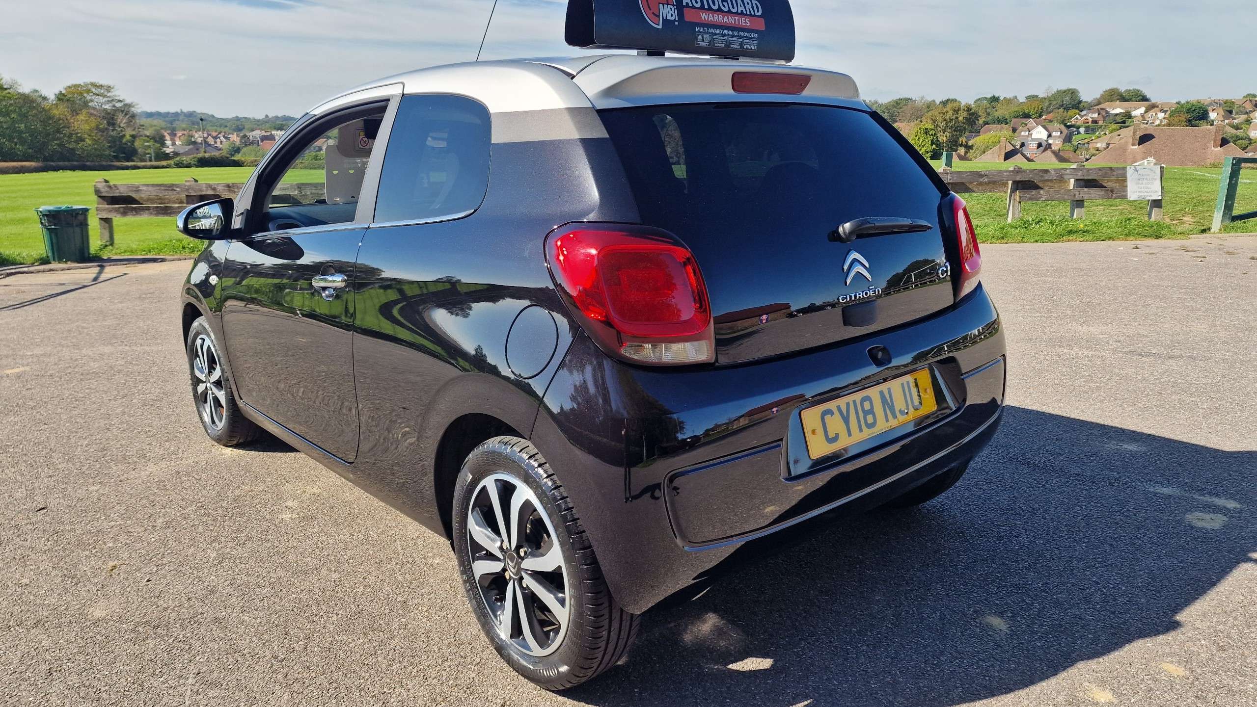 A 2018 CITROEN C1 1.2 PureTech Flair Hatchback 3dr Petrol Manual Euro 6 (82 ps)+VERY LOW MILEAGE ONLY 11.700 MILES+ONE OWNER+FULL SERVICE HISTORY+ A 2018 CITROEN C1 1.2 PureTech Flair Hatchback 3dr Petrol Manual Euro 6 (82 ps)+VERY LOW MILEAGE ONLY 11.700 MILES+ONE OWNER+FULL SERVICE HISTORY+